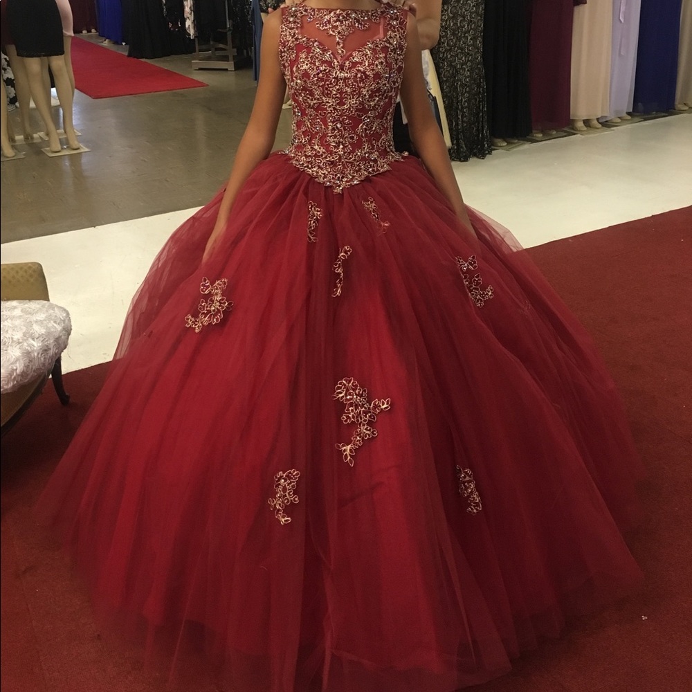 Quinceanera / Prom dress / Ball gown (New)